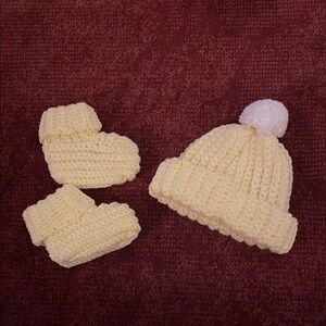Crocheted Yellow Baby Toboggan with Booties